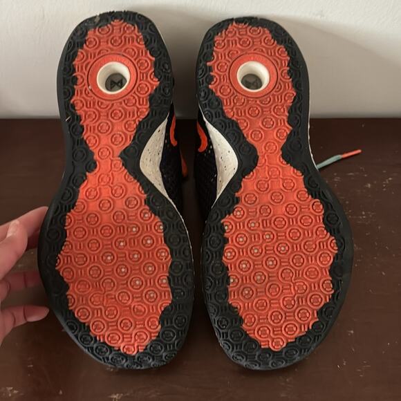 Nike | PG Digi Camo Sneakers Size 6.5 - Picture 8 of 10